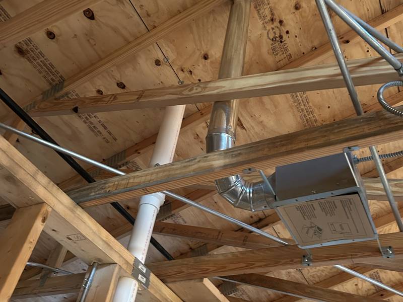 Bath fan with rigid duct run